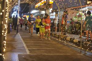 BIB: 900
                            <button type="button" onclick="openModal(26220460)" class="btn btn-primary btn-sm float-right btn-popup" data-toggle="modal" data-target=".modal-high-quality">
                        <i class="fas fa-shopping-cart"></i> Add to Cart
                    </button>
                                            <button type="button" onclick="isThisMe(26220460, true)" class="btn btn-success btn-sm float-right btn-popup btn-isme hidden" data-toggle="tooltip" data-placement="bottom" title="นี่คือรูปของคุณใช่ไหม คลิกที่นี่เพื่อเอาเข้าอัลบั้ม">
                        <i class="fas fa-plus"></i> Add to album
                    </button>
                    <button type="button" onclick="isThisMe(26220460, false)" class="btn btn-warning btn-sm float-right btn-popup btn-isnotme hidden">
                        <i class="fas fa-ban"></i> Remove from album
                    </button>